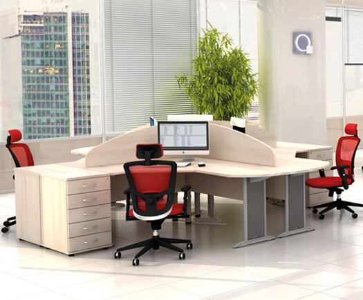 Kancelářské stoly Cross – nadčasový design